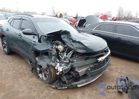 2025 Chevrolet Trax Fwd Lt z USA, uszkodzony, nr VIN KL77LHEP9SC110120